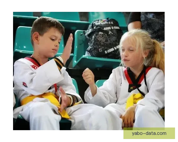 穆迪感谢球迷支持与善意 坚信将战胜挑战再度归来