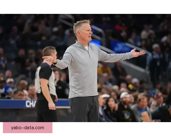 穆迪接受医疗处理双方球员眼含泪水全场沉寂气氛令人动容